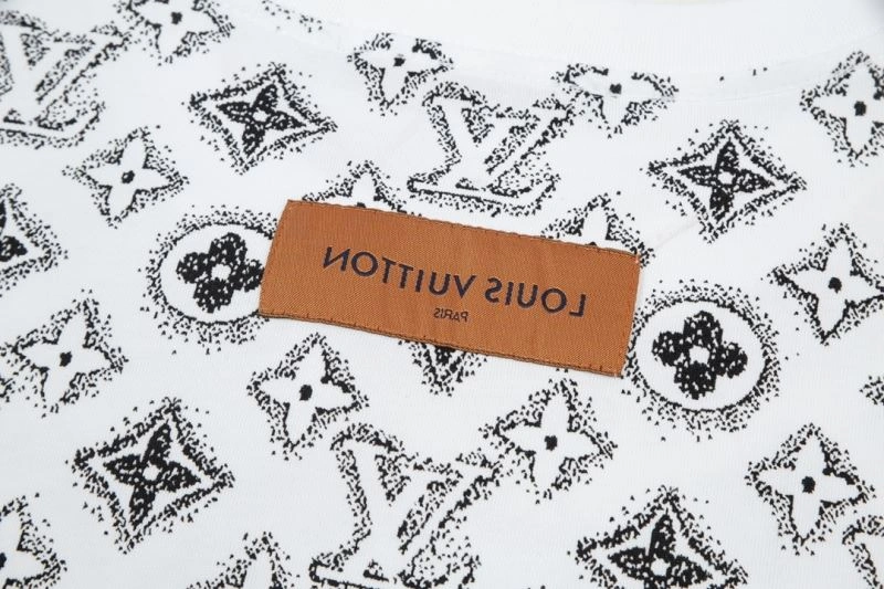 TopPick Louis Vuitton T-Shirts 132620