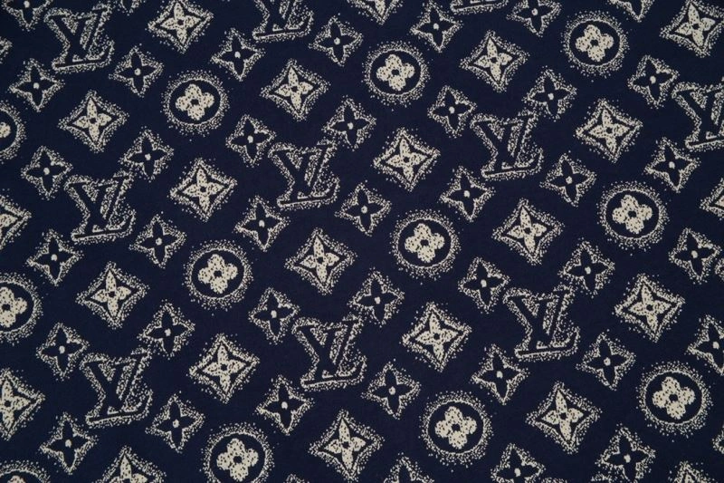 Louis Vuitton T-Shirts UrbanChic 132629