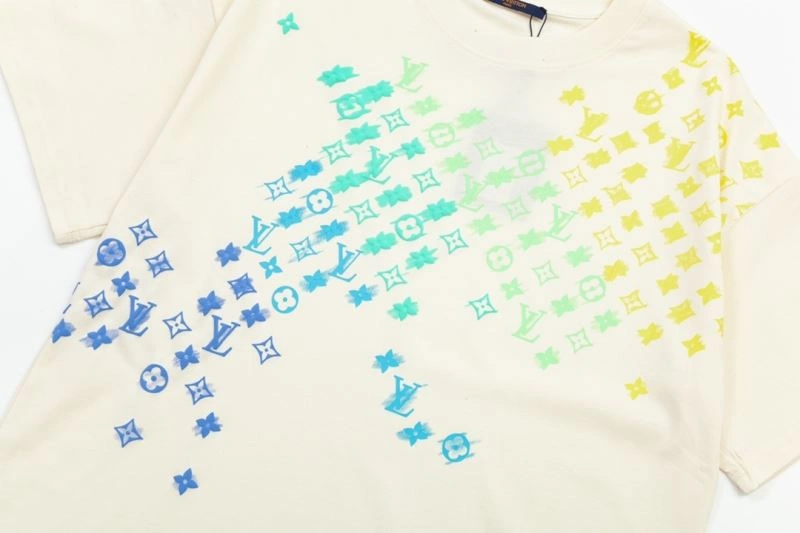 WrinkleFree Louis Vuitton T-Shirts 132633
