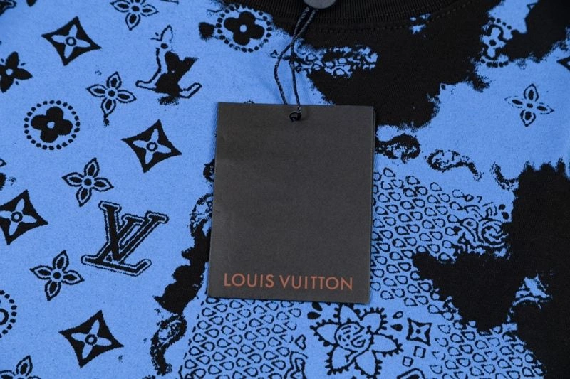 Louis Vuitton T-Shirts MultiPurpose 132641