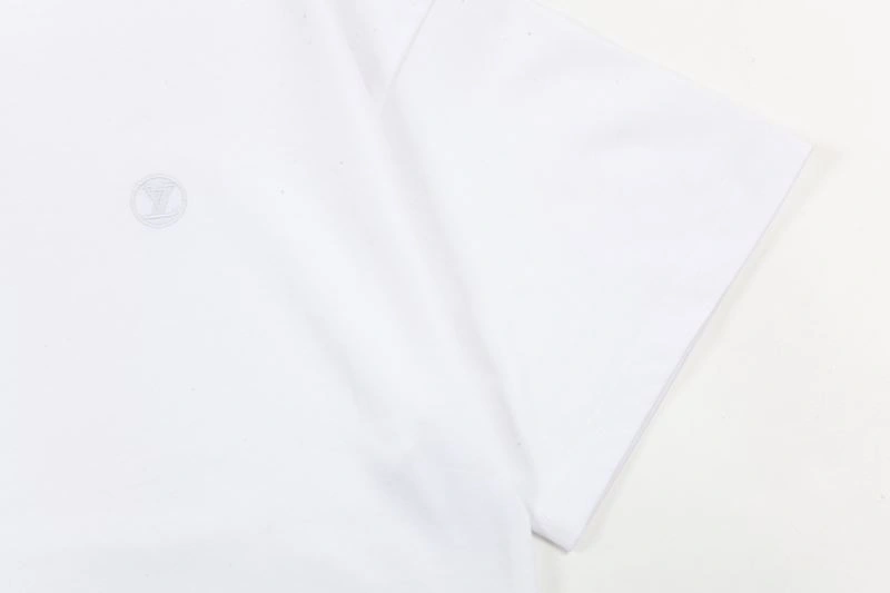 Louis Vuitton T-Shirts Classic 132636