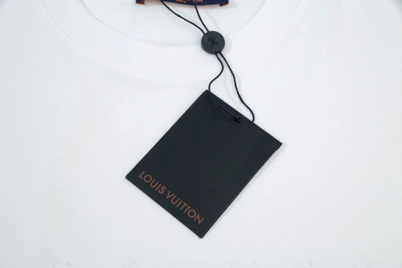 AllSeason Louis Vuitton T-Shirts 132616