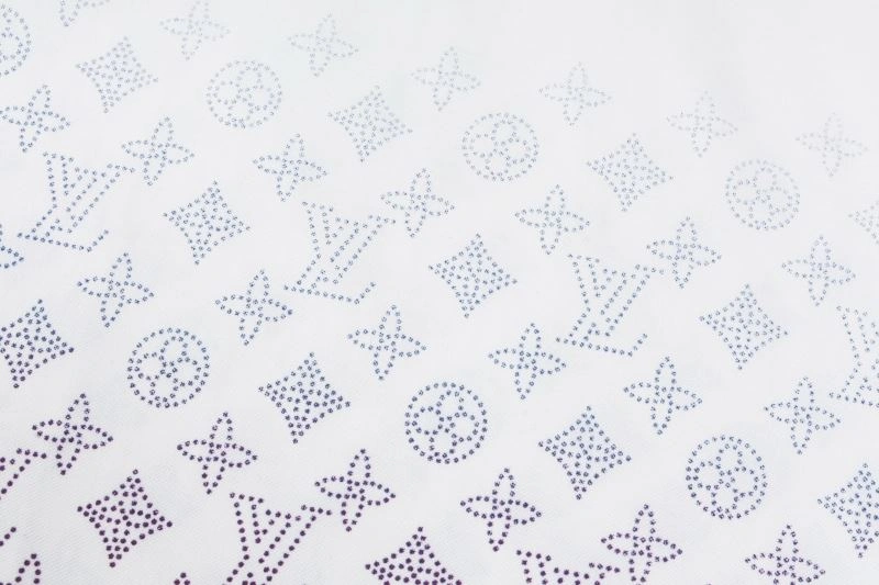 Louis Vuitton T-Shirts Comfortable 132640