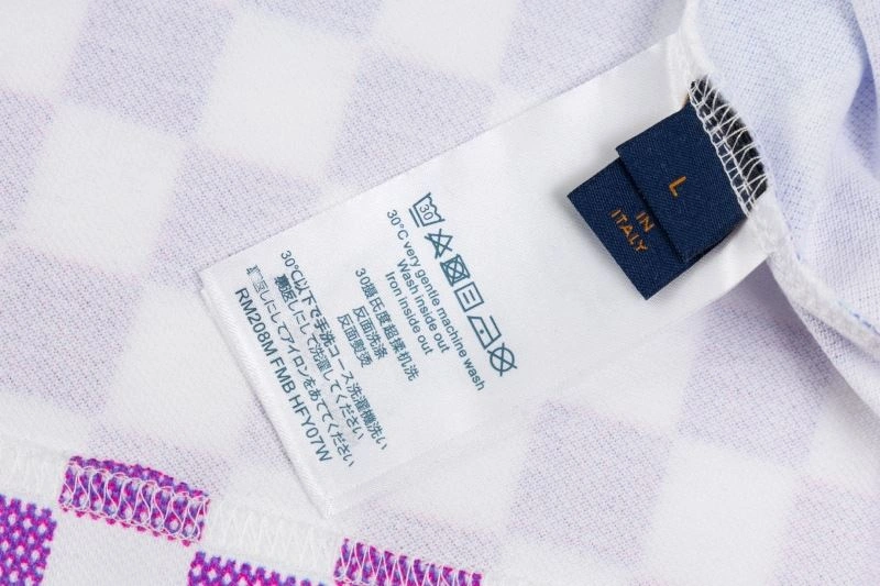 SmoothTexture Louis Vuitton T-Shirts 132645