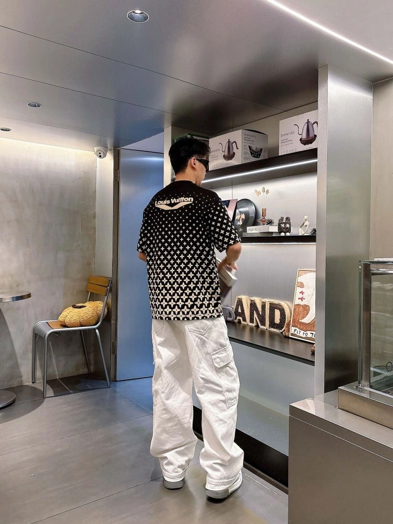 TimelessDesign Louis Vuitton T-Shirts 132643