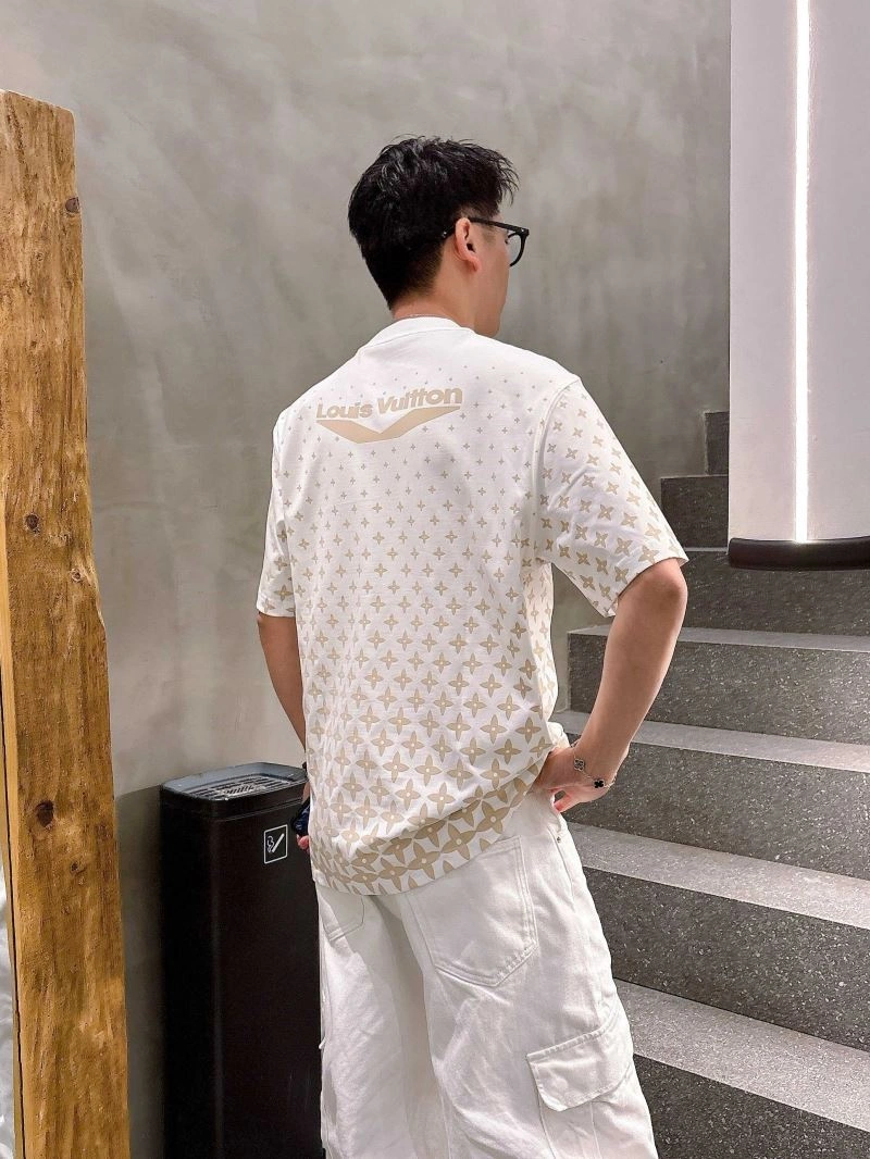 Louis Vuitton T-Shirts Comfortable 132625