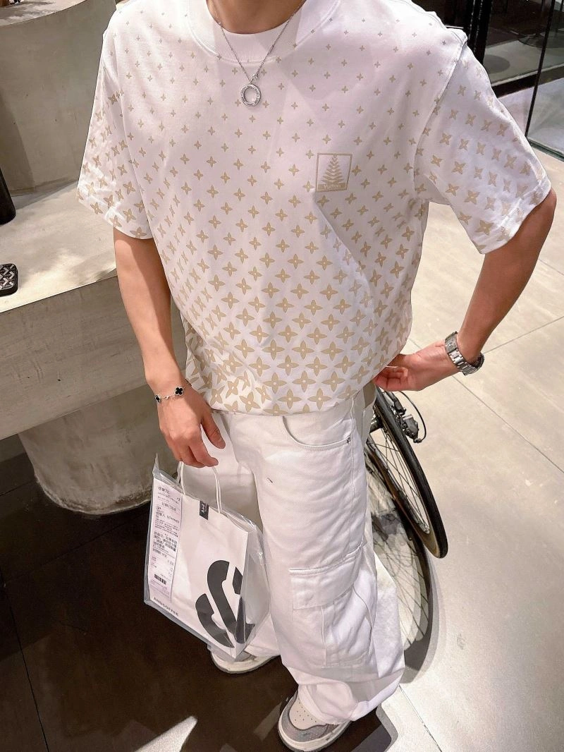 Louis Vuitton T-Shirts Comfortable 132625