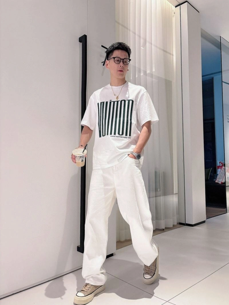 Louis Vuitton T-Shirts GoodFit 132632