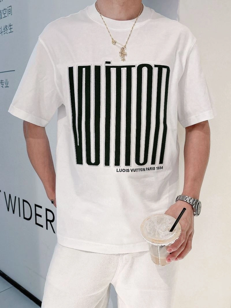 Louis Vuitton T-Shirts GoodFit 132632
