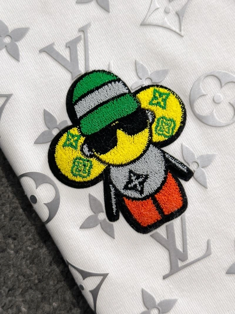 Trendy Louis Vuitton T-Shirts 132610