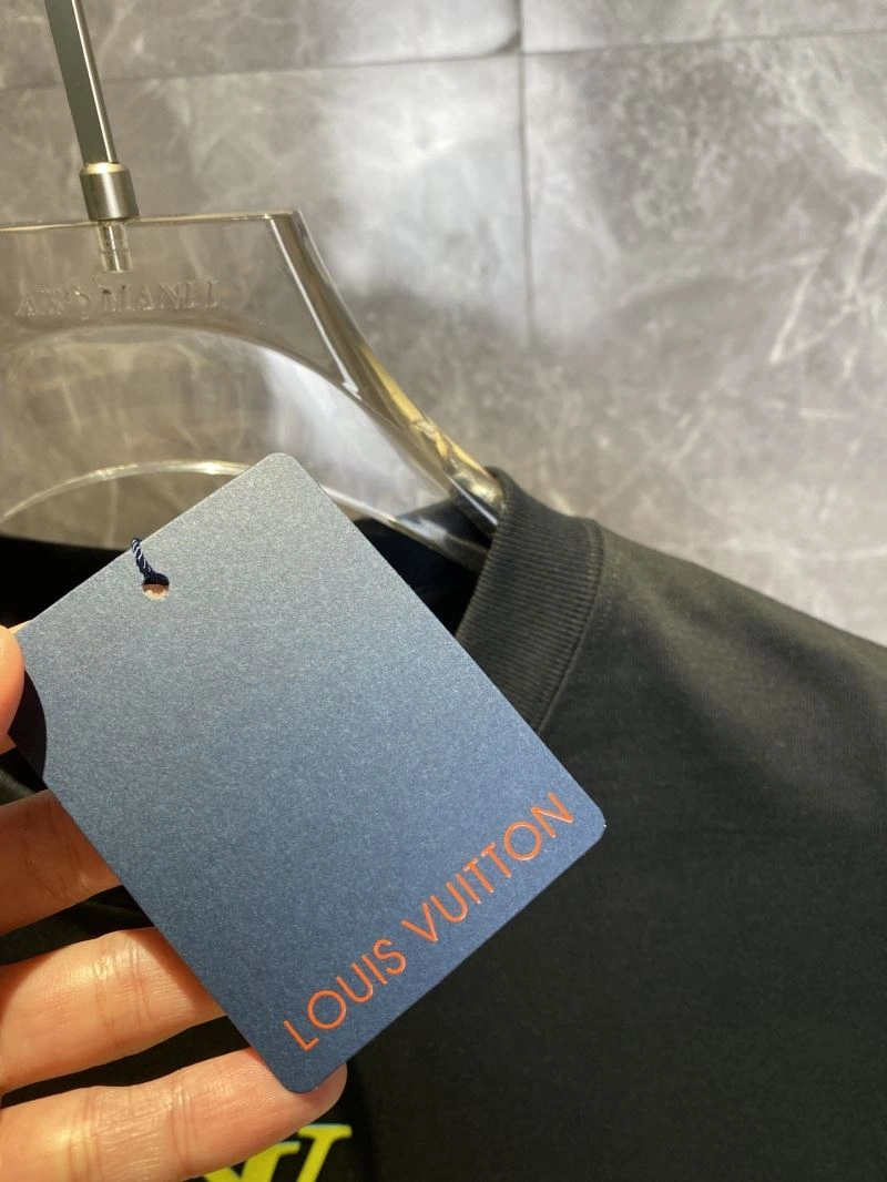 Louis Vuitton T-Shirts Efficient 132609