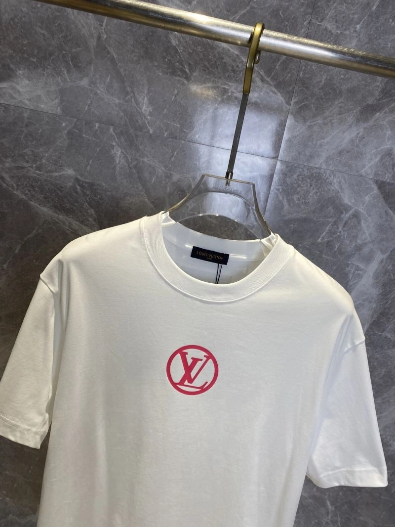 Vibrant Louis Vuitton T-Shirts 132608