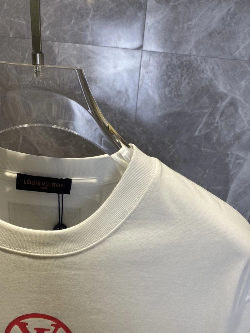 Vibrant Louis Vuitton T-Shirts 132608