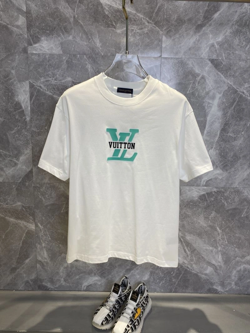 SportInspired Louis Vuitton T-Shirts 132607