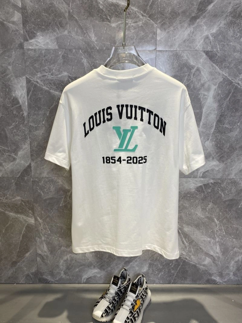SportInspired Louis Vuitton T-Shirts 132607