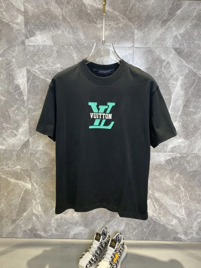 SportInspired Louis Vuitton T-Shirts 132607