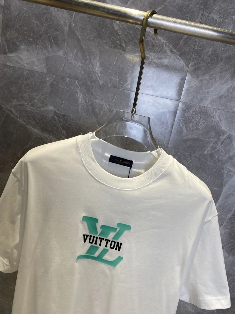 SportInspired Louis Vuitton T-Shirts 132607
