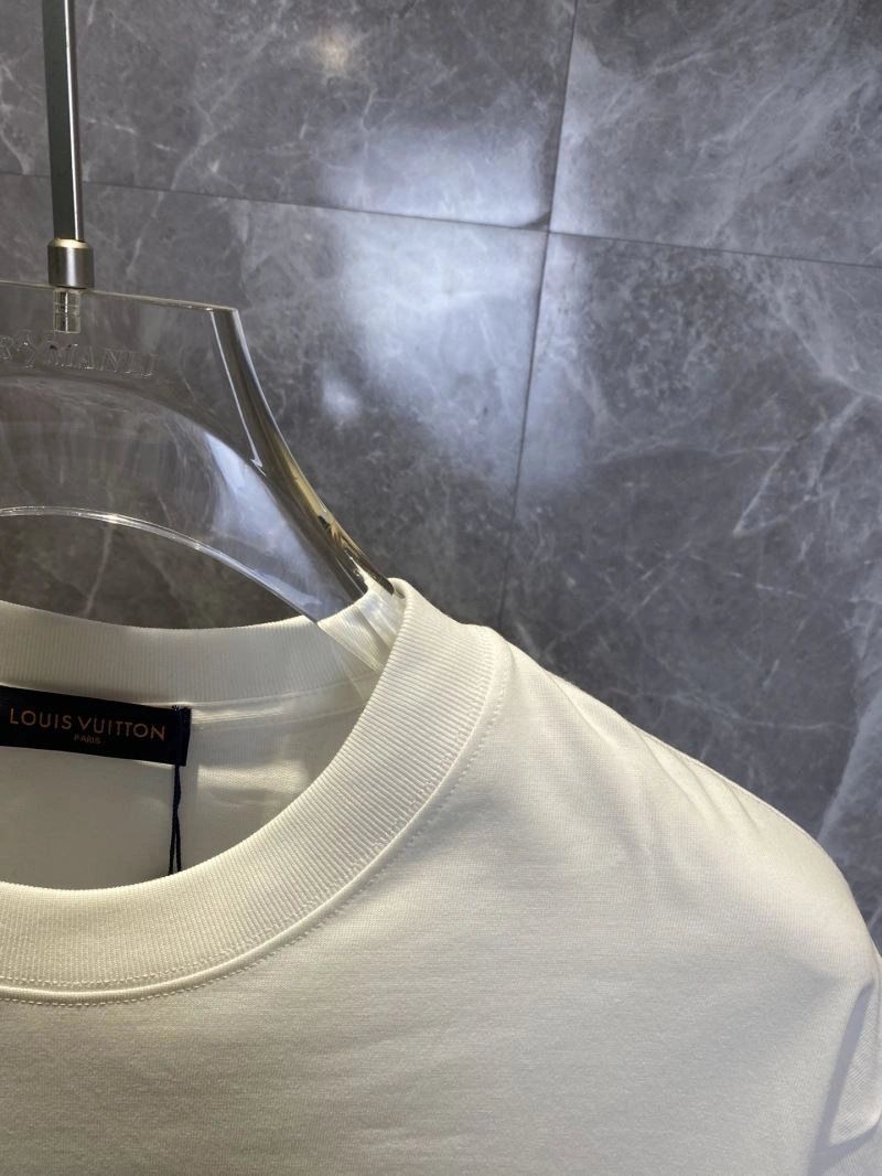 SportInspired Louis Vuitton T-Shirts 132607
