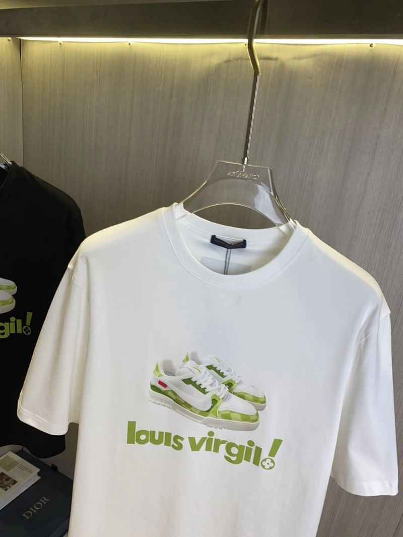 Louis Vuitton T-Shirts Breathable 132604