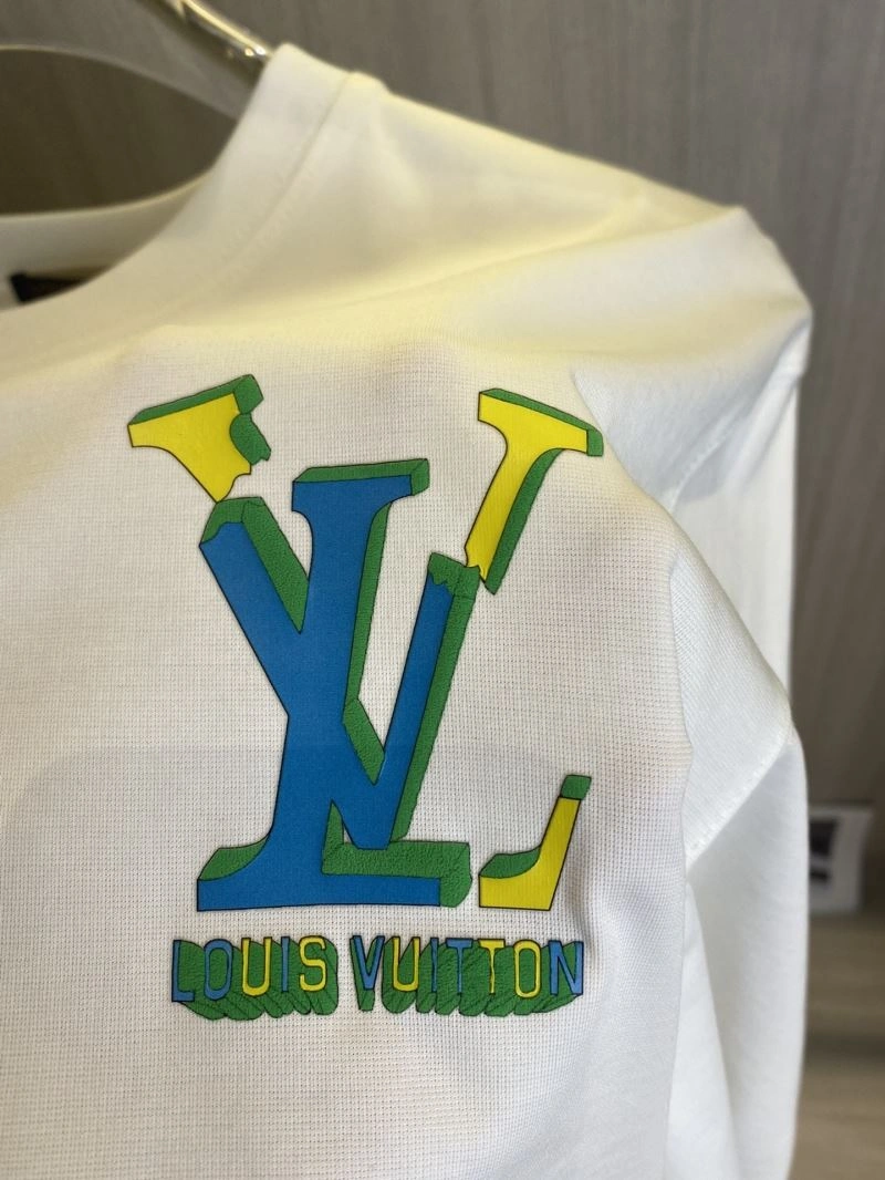 Practical Louis Vuitton T-Shirts 132592