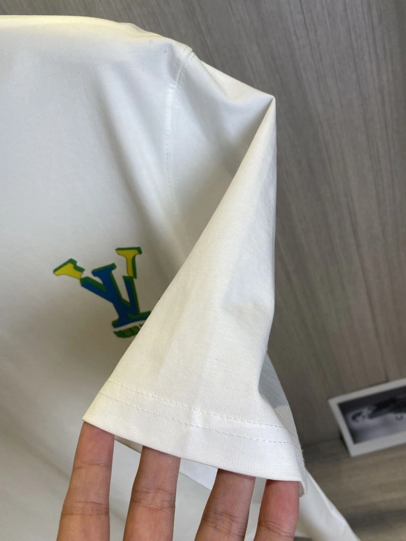 Practical Louis Vuitton T-Shirts 132592