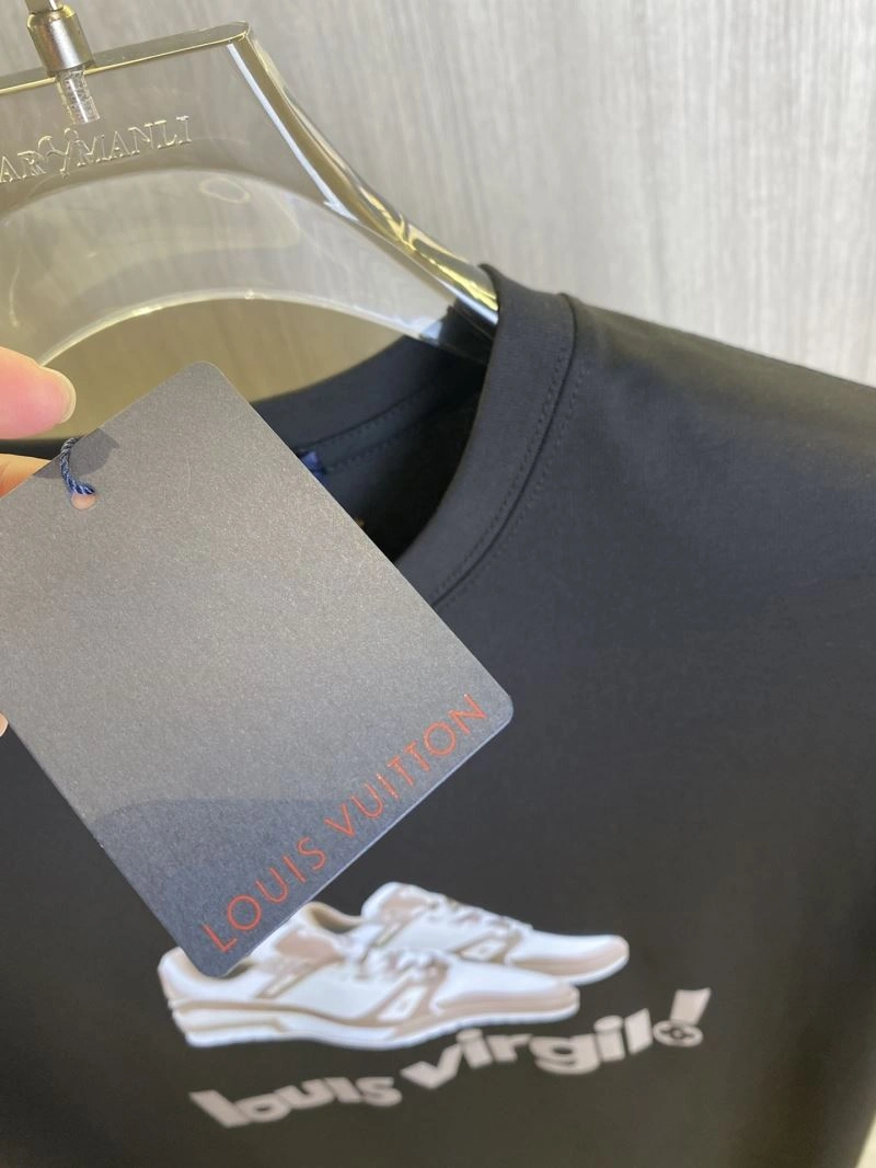 QuickDry Louis Vuitton T-Shirts 132598