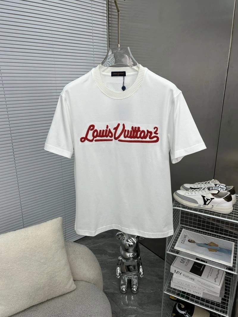 WeatherProof Louis Vuitton T-Shirts 132586