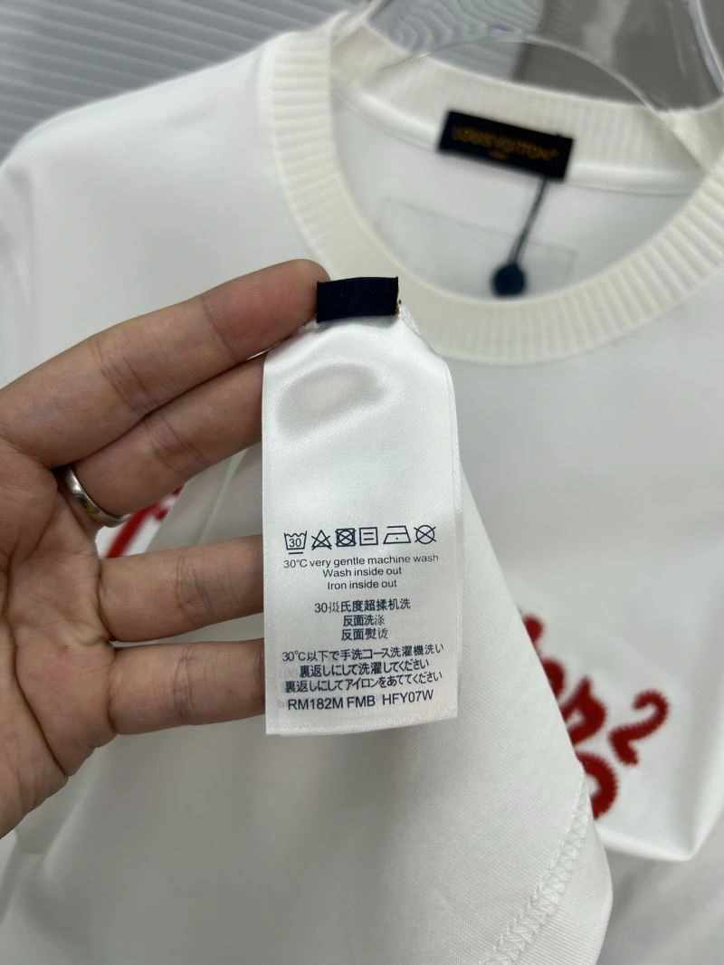WeatherProof Louis Vuitton T-Shirts 132586