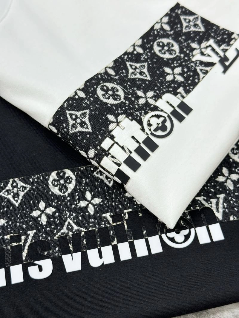 Cozy Louis Vuitton T-Shirts 132585