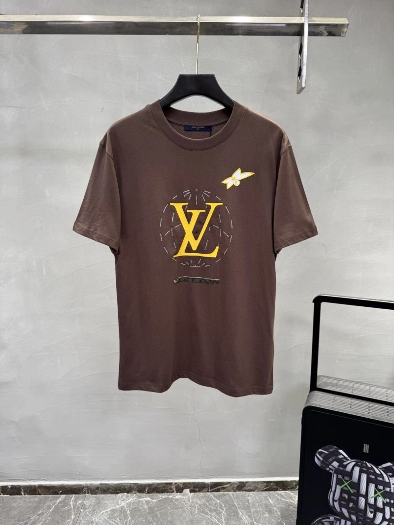Bold Louis Vuitton T-Shirts 132576