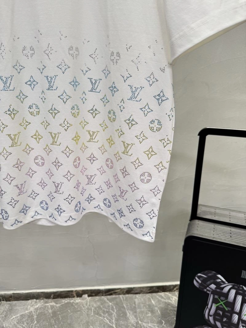 SportInspired Louis Vuitton T-Shirts 132581