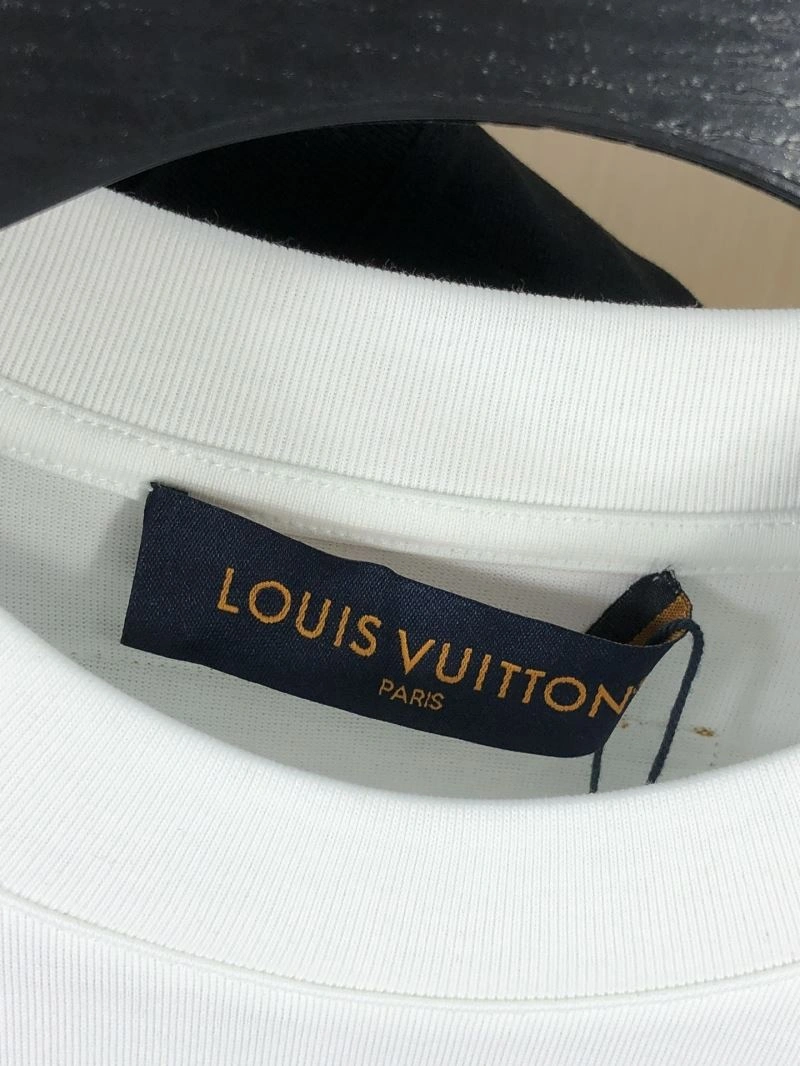 SportInspired Louis Vuitton T-Shirts 132597