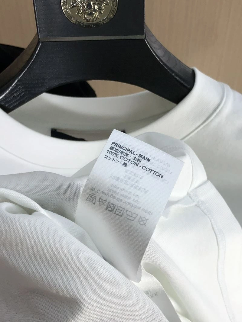 SportInspired Louis Vuitton T-Shirts 132597