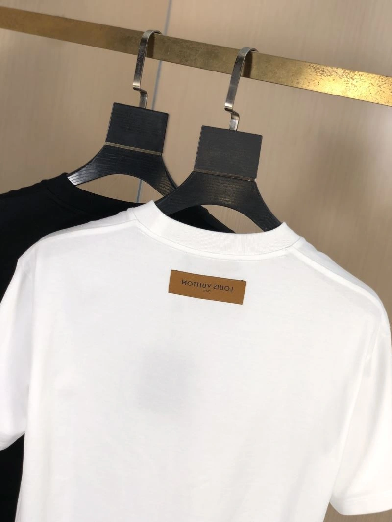 SportInspired Louis Vuitton T-Shirts 132597