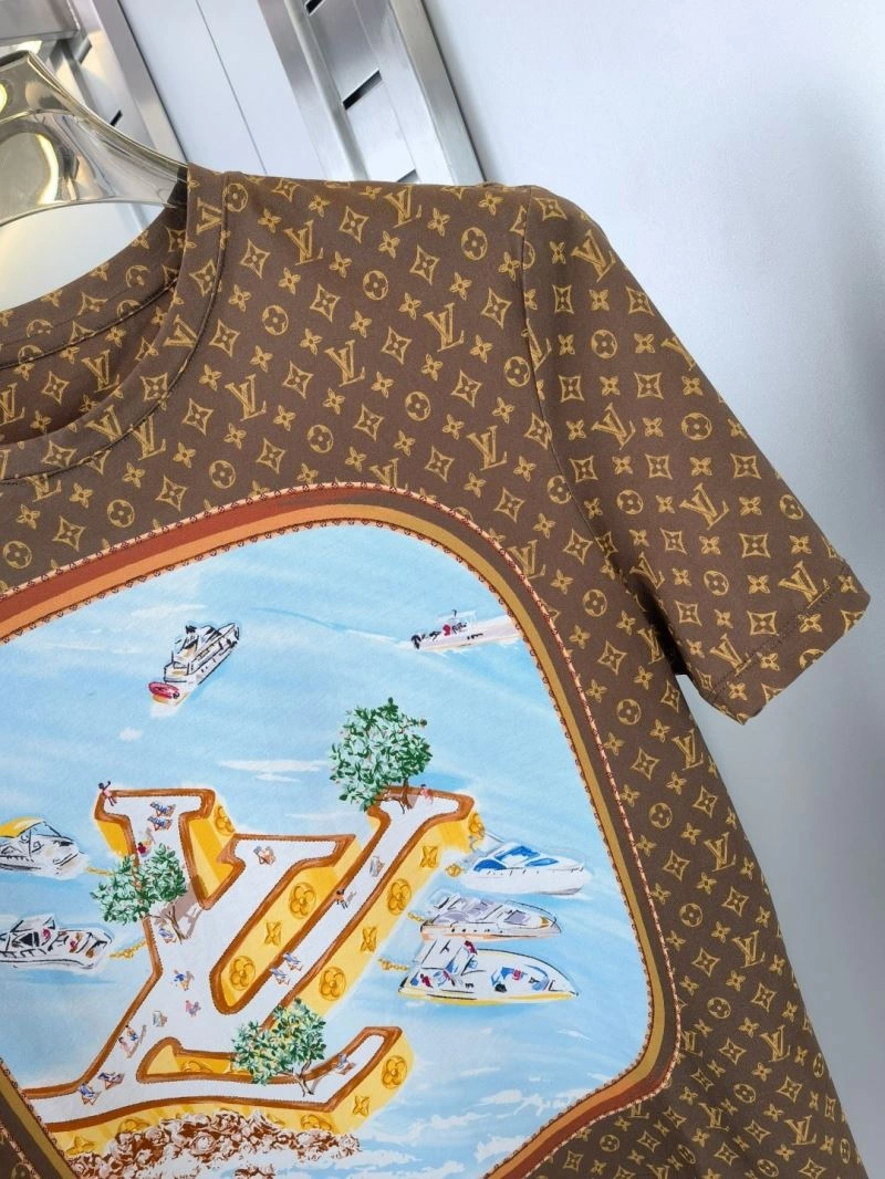 Minimalist Louis Vuitton T-Shirts 132602