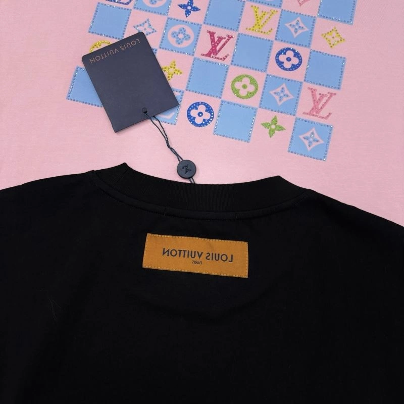 FreshLook Louis Vuitton T-Shirts 132596