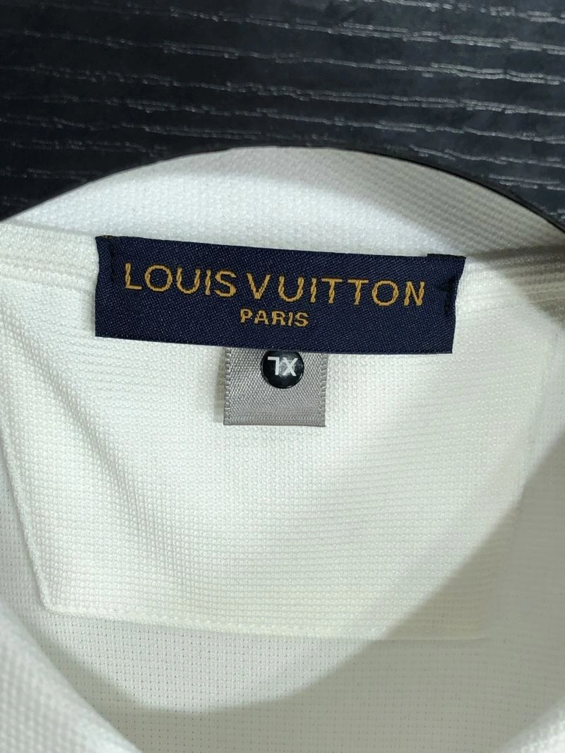 MoistureWicking Louis Vuitton T-Shirts 132580