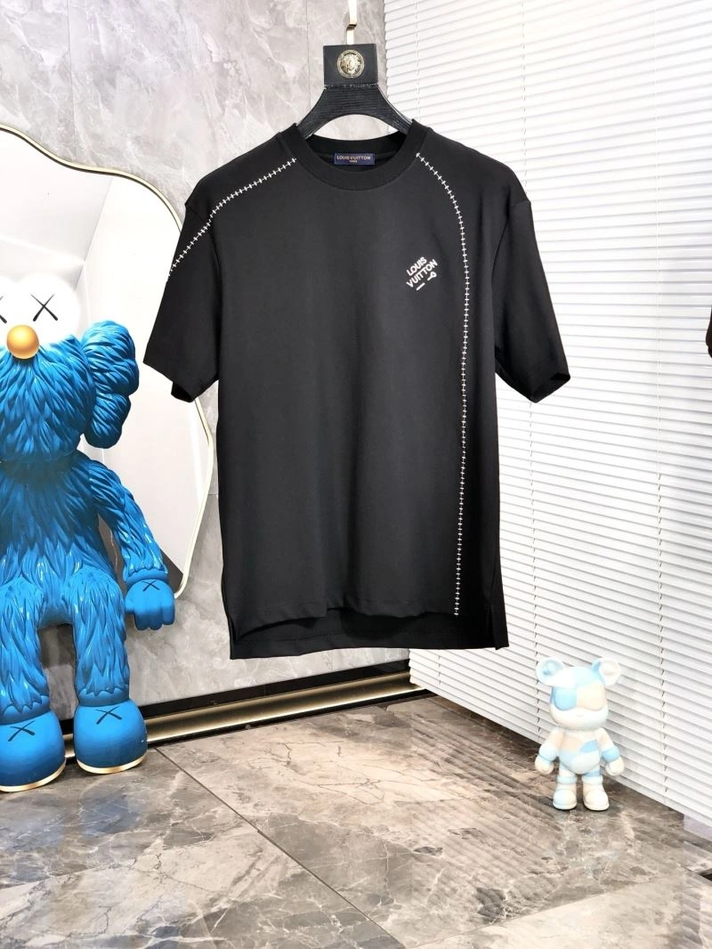 Louis Vuitton T-Shirts Breathable 132573