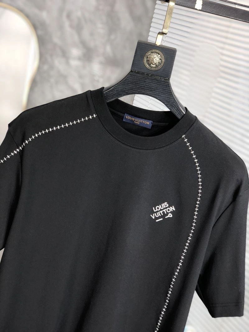 Louis Vuitton T-Shirts Breathable 132573