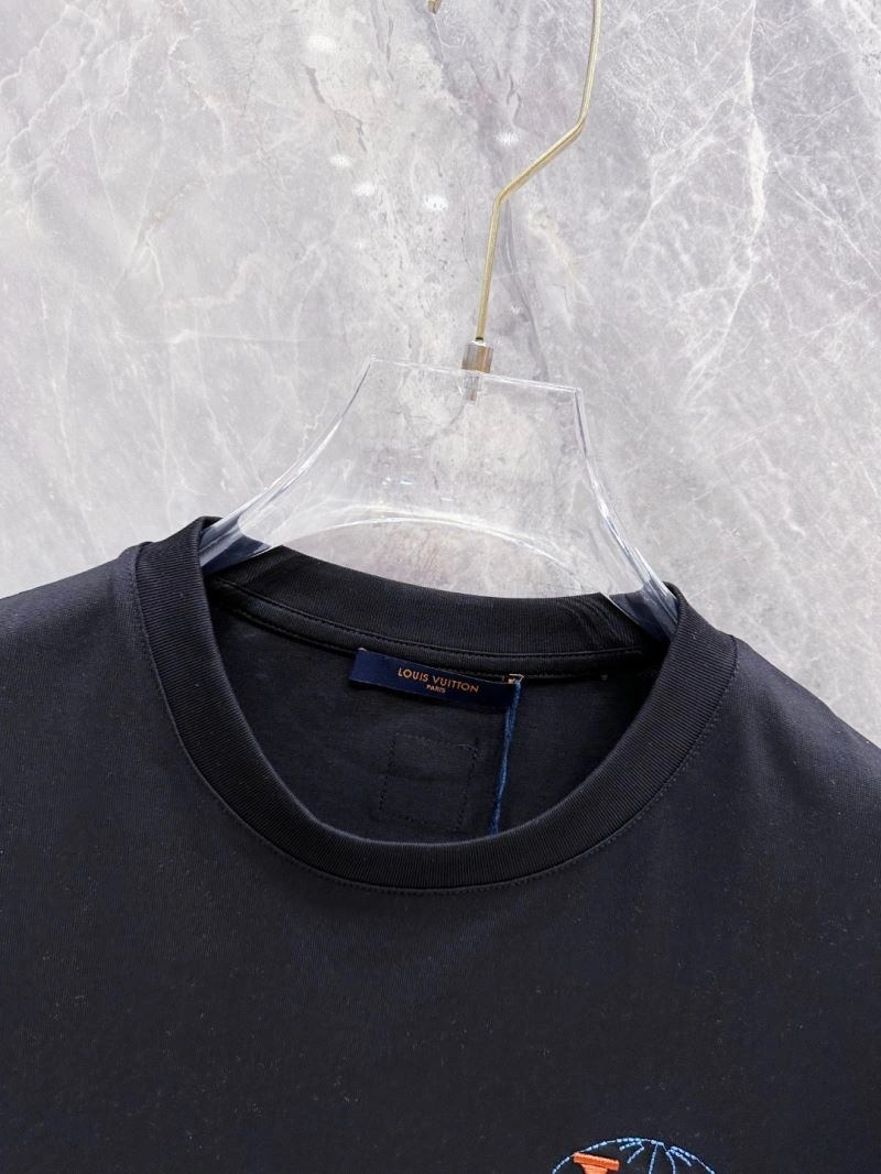Louis Vuitton T-Shirts Durable 132572