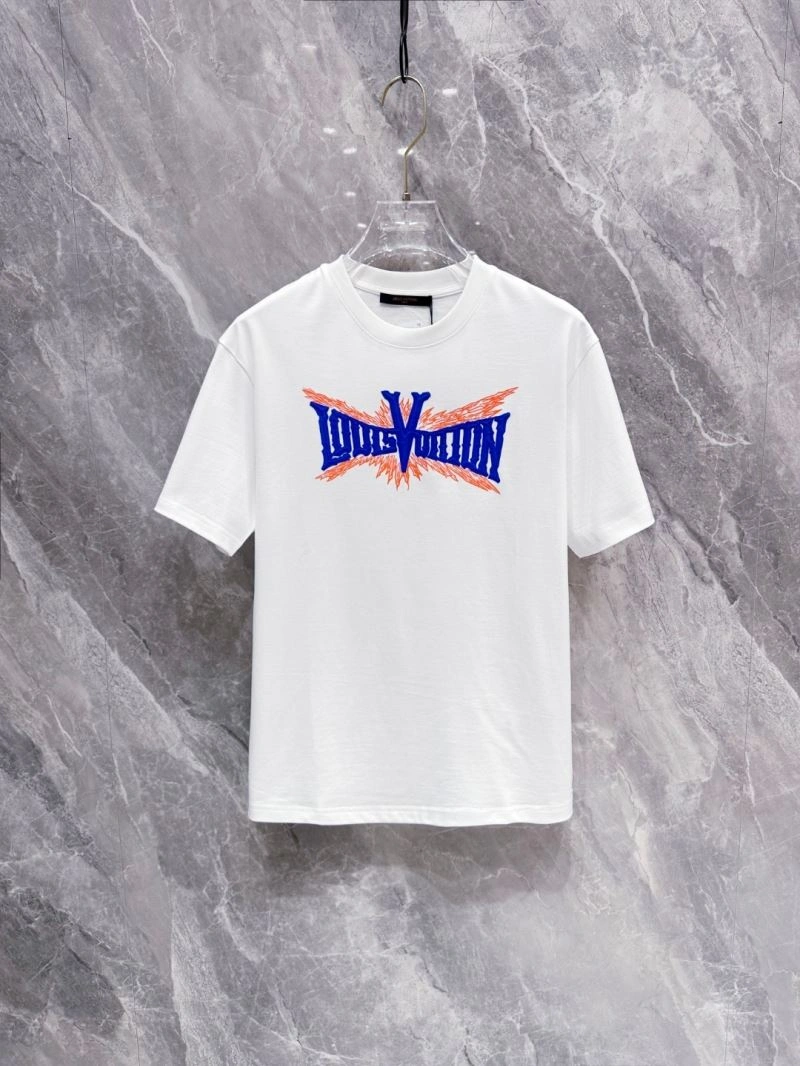 Louis Vuitton T-Shirts WrinkleFree 132574