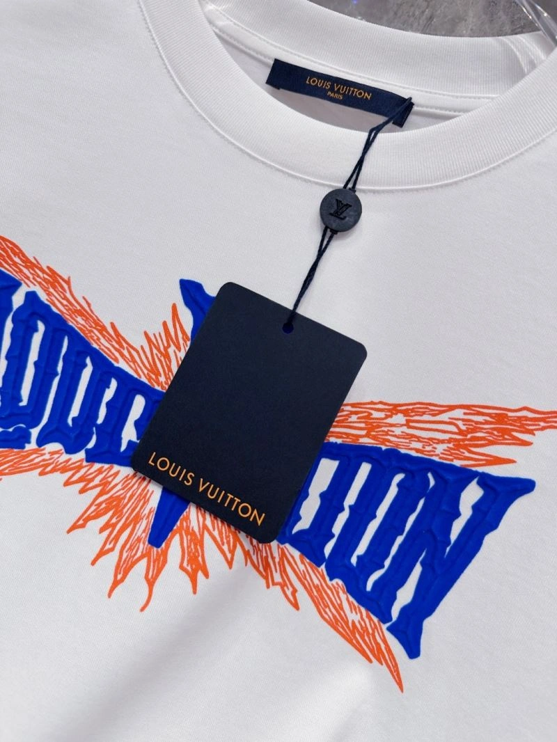 Louis Vuitton T-Shirts WrinkleFree 132574