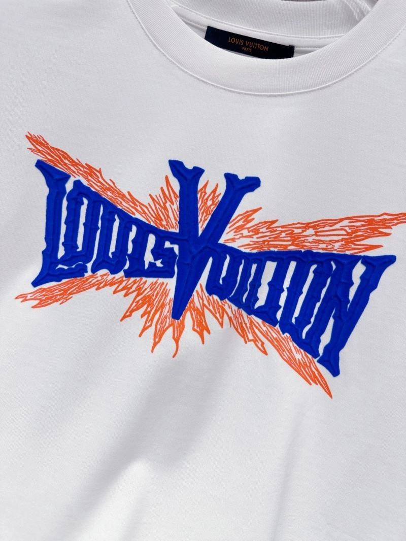 Louis Vuitton T-Shirts WrinkleFree 132574