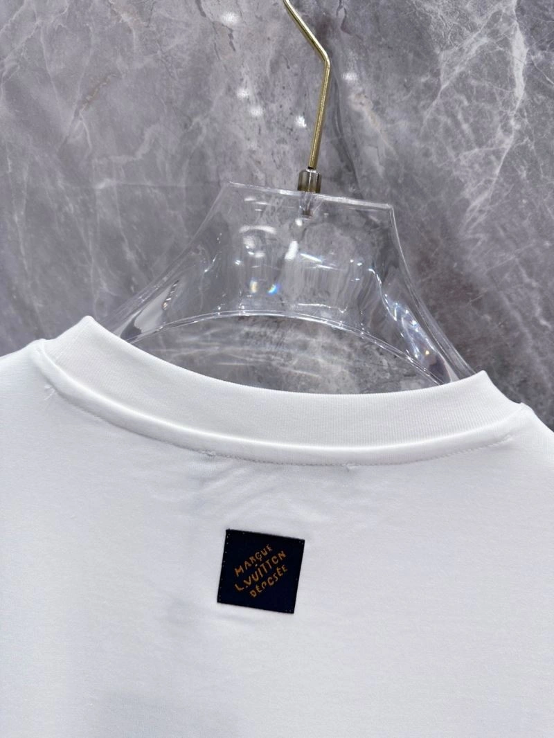 Louis Vuitton T-Shirts WrinkleFree 132574