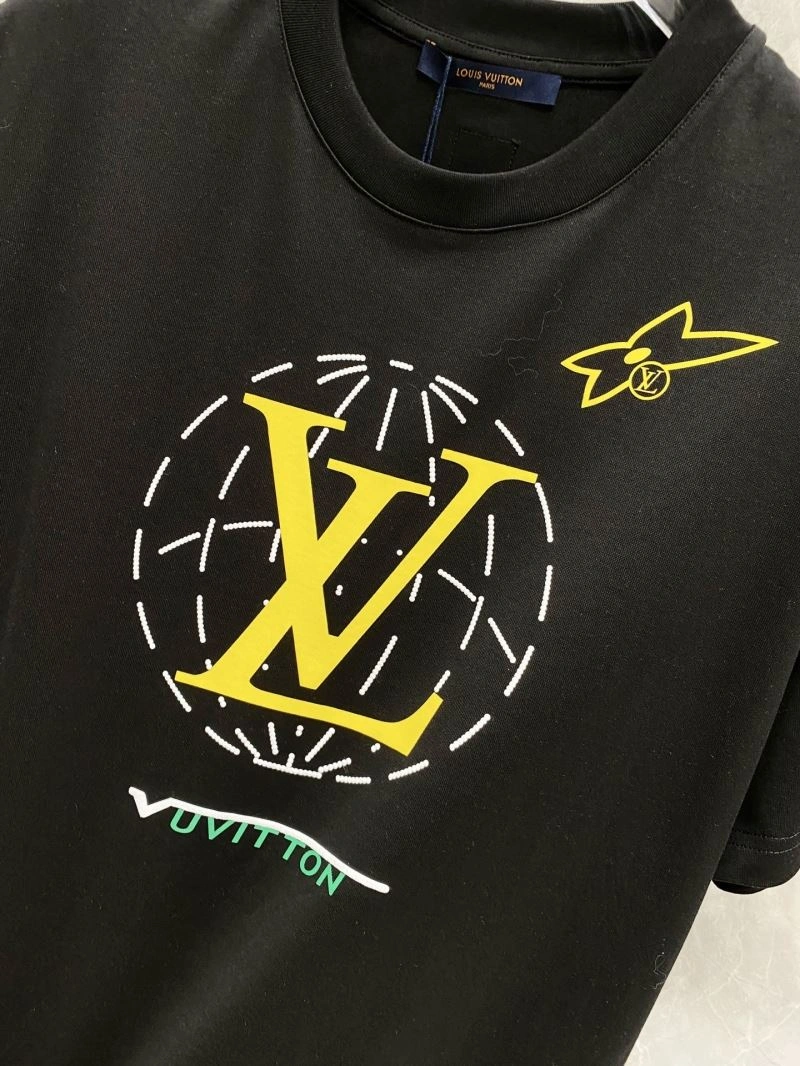 Louis Vuitton T-Shirts Unisex 132577