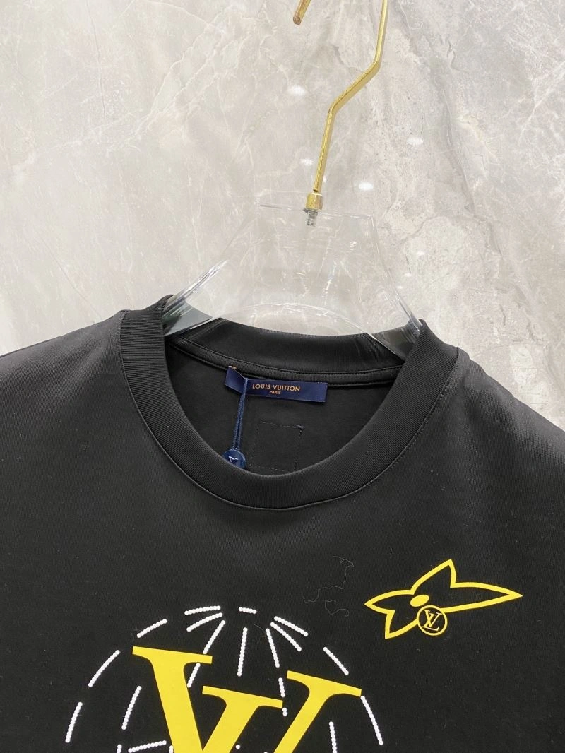 Louis Vuitton T-Shirts Unisex 132577