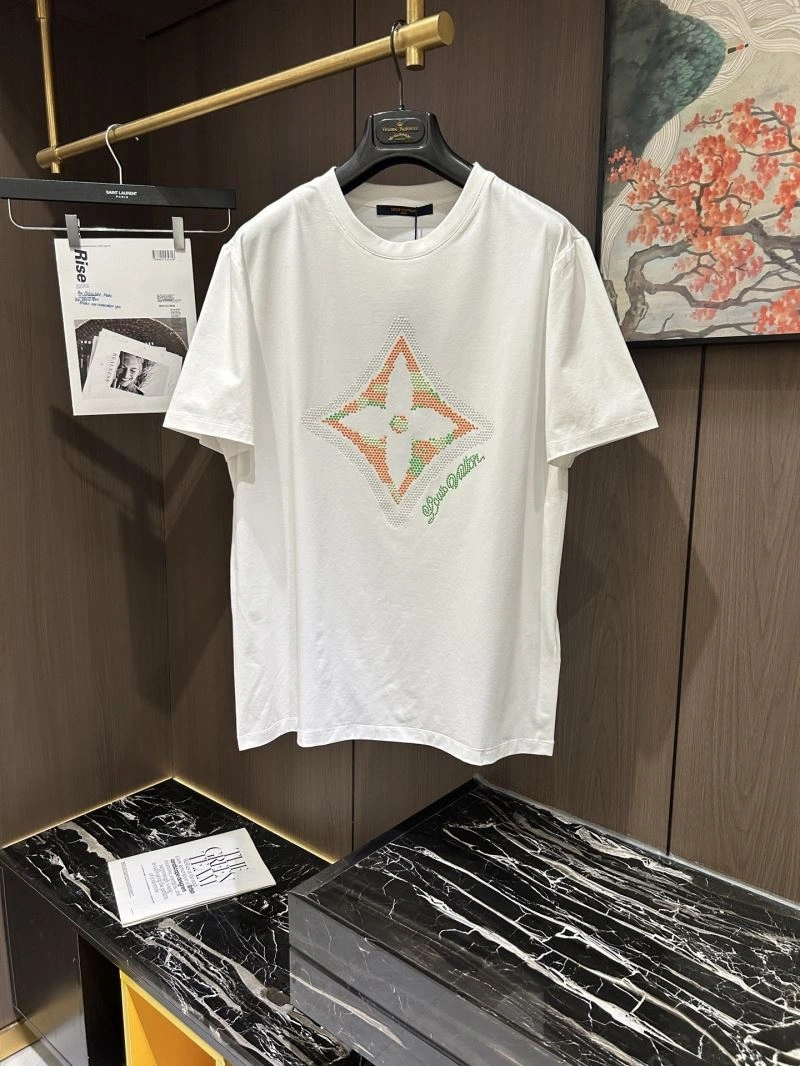 SmoothTexture Louis Vuitton T-Shirts 132564