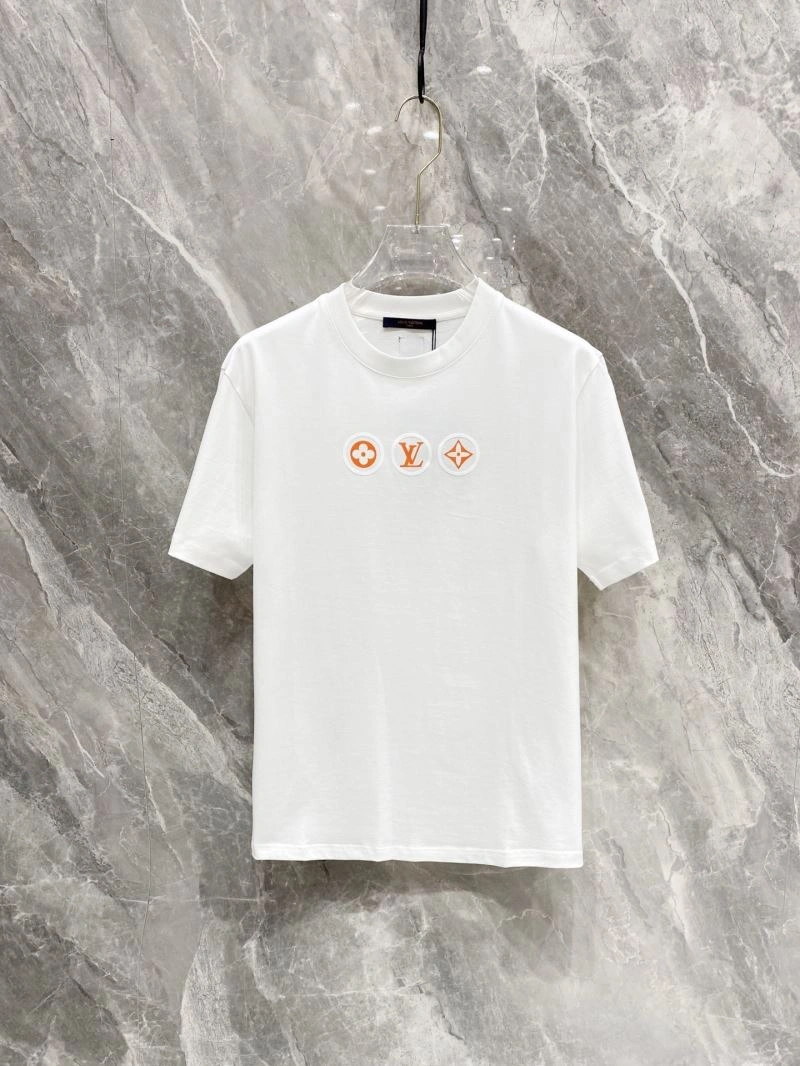 Refined Louis Vuitton T-Shirts 132565