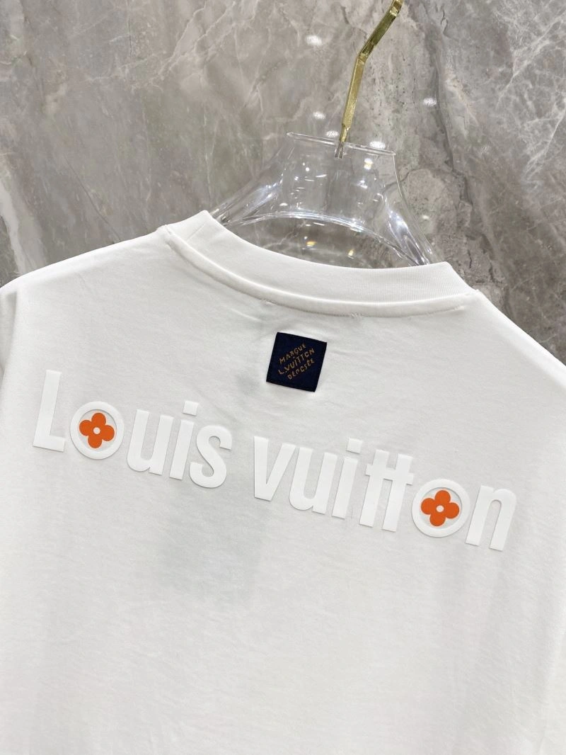 Refined Louis Vuitton T-Shirts 132565