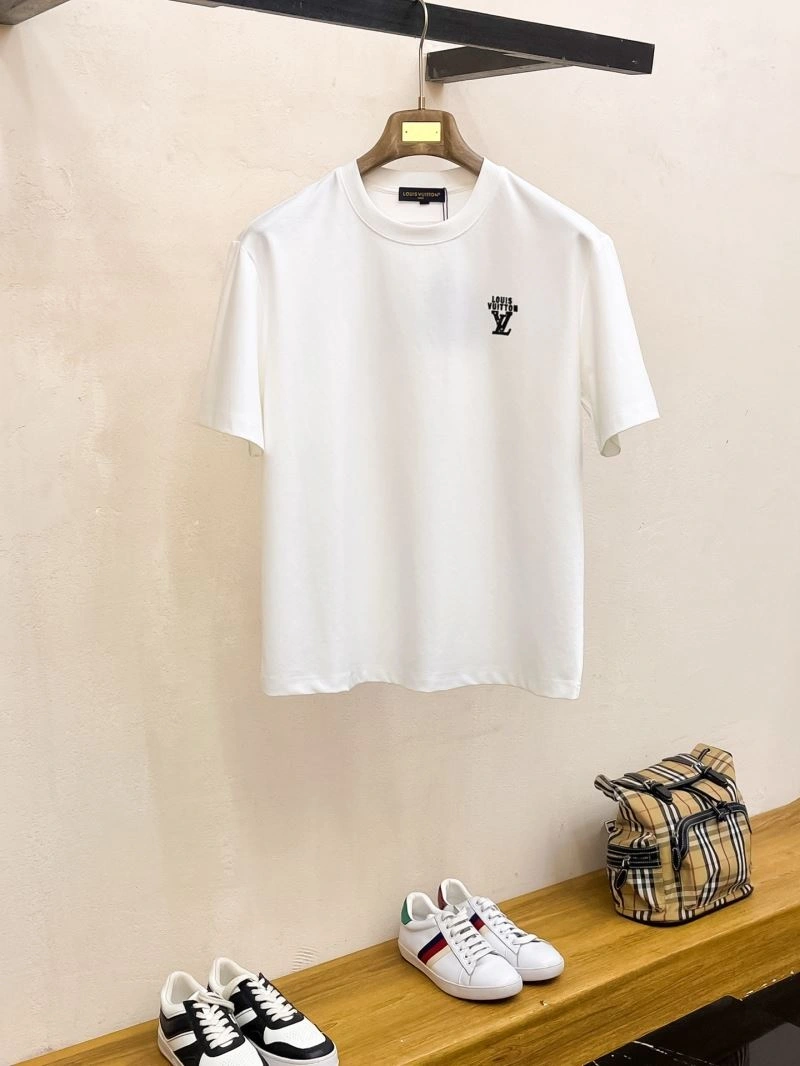 Louis Vuitton T-Shirts Elegant 132562
